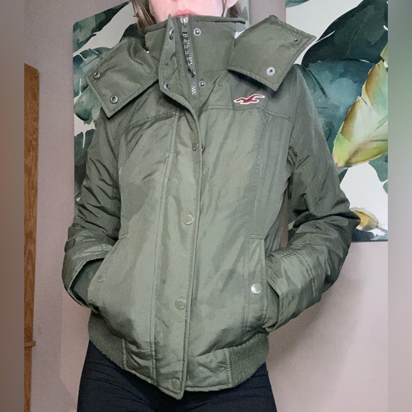 Hollister jacket - Picture 4 of 11